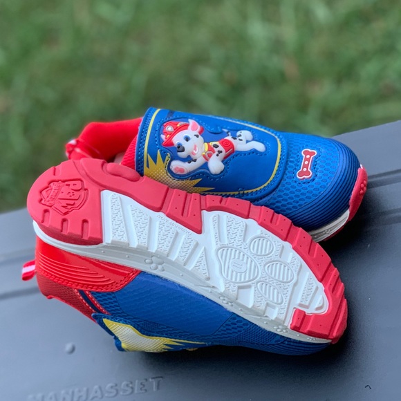 Toddler Boys Paw Patrol Light Up Athletic Sneaker - Picture 4 of 8
